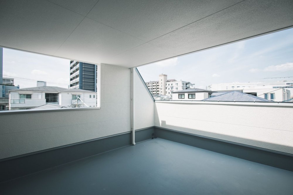 4.5帖の広々バルコニーで、くつろぎの時間を