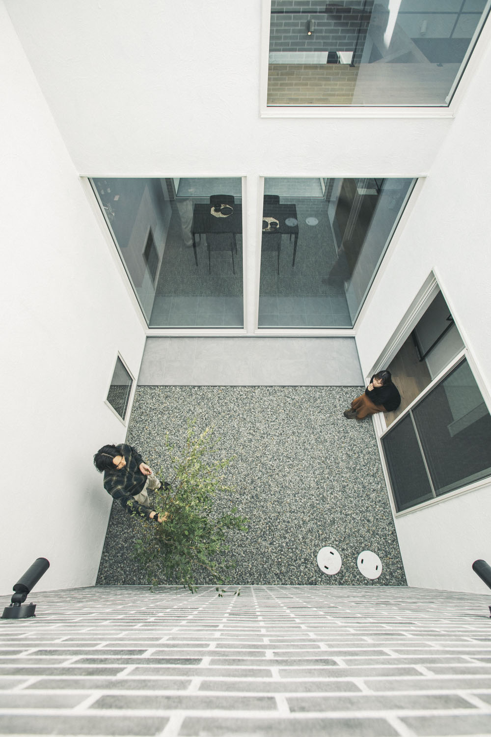 そっと自然とつながる中庭