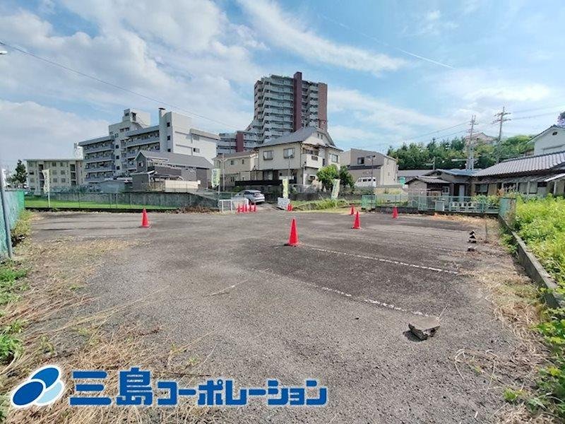 大阪府茨木市南春日丘2丁目土地