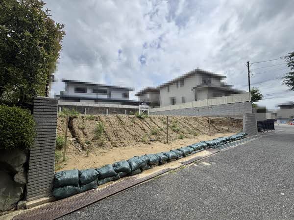 大阪府吹田市竹見台2丁目土地