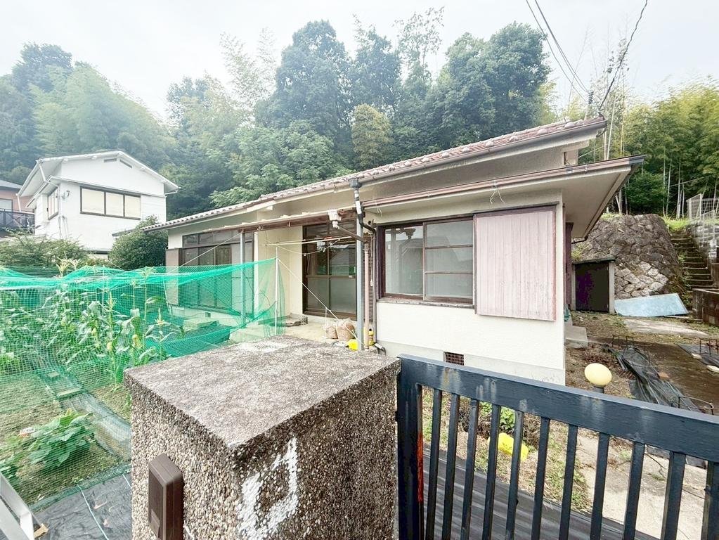 大阪府箕面市白島3丁目土地