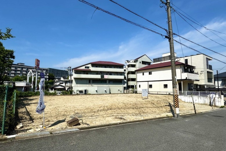 吹田市五月が丘東
