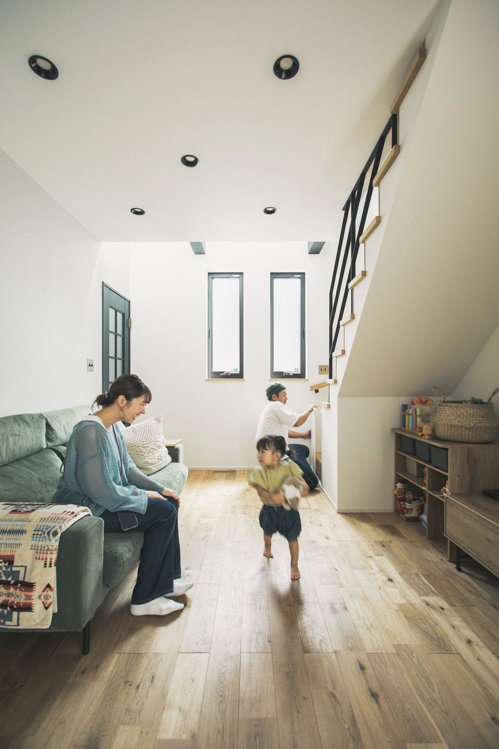 明るい光が差し込む「吹抜け」